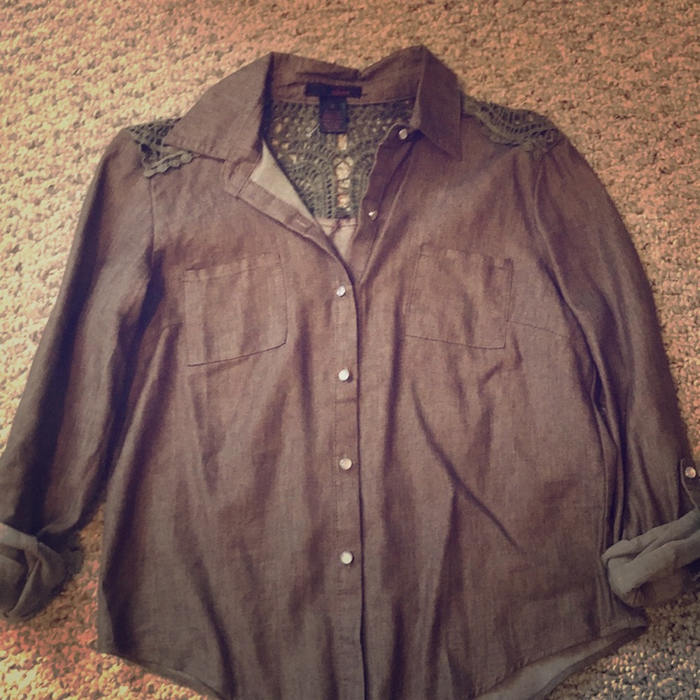 Brown button down w/western detail and lace design